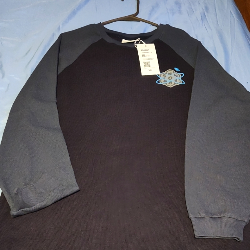 New Authentic Snow Day brand thermal. Super nice. New with tags. Priced to sell